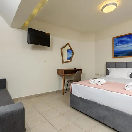 Roula Apartamento Koinira