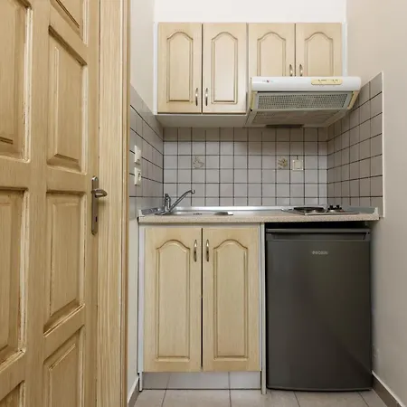 Roula Apartment Koinira