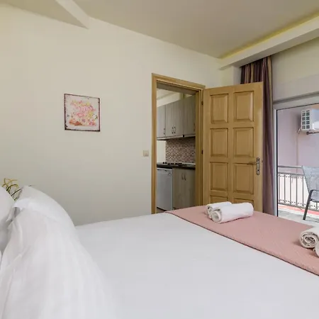 Apartment Roula Koinira